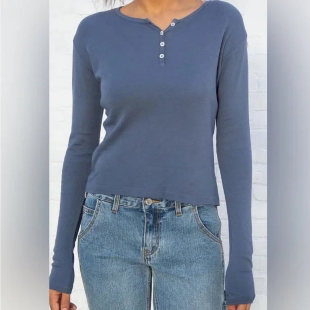 RARE NWOT Brandy Melville Callan Thermal Long Sleeve Top in Sky Blue
